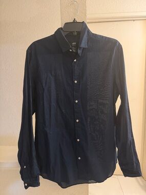 H&M Men's Dark Navy Button-Down Long-Sleeve Shirt